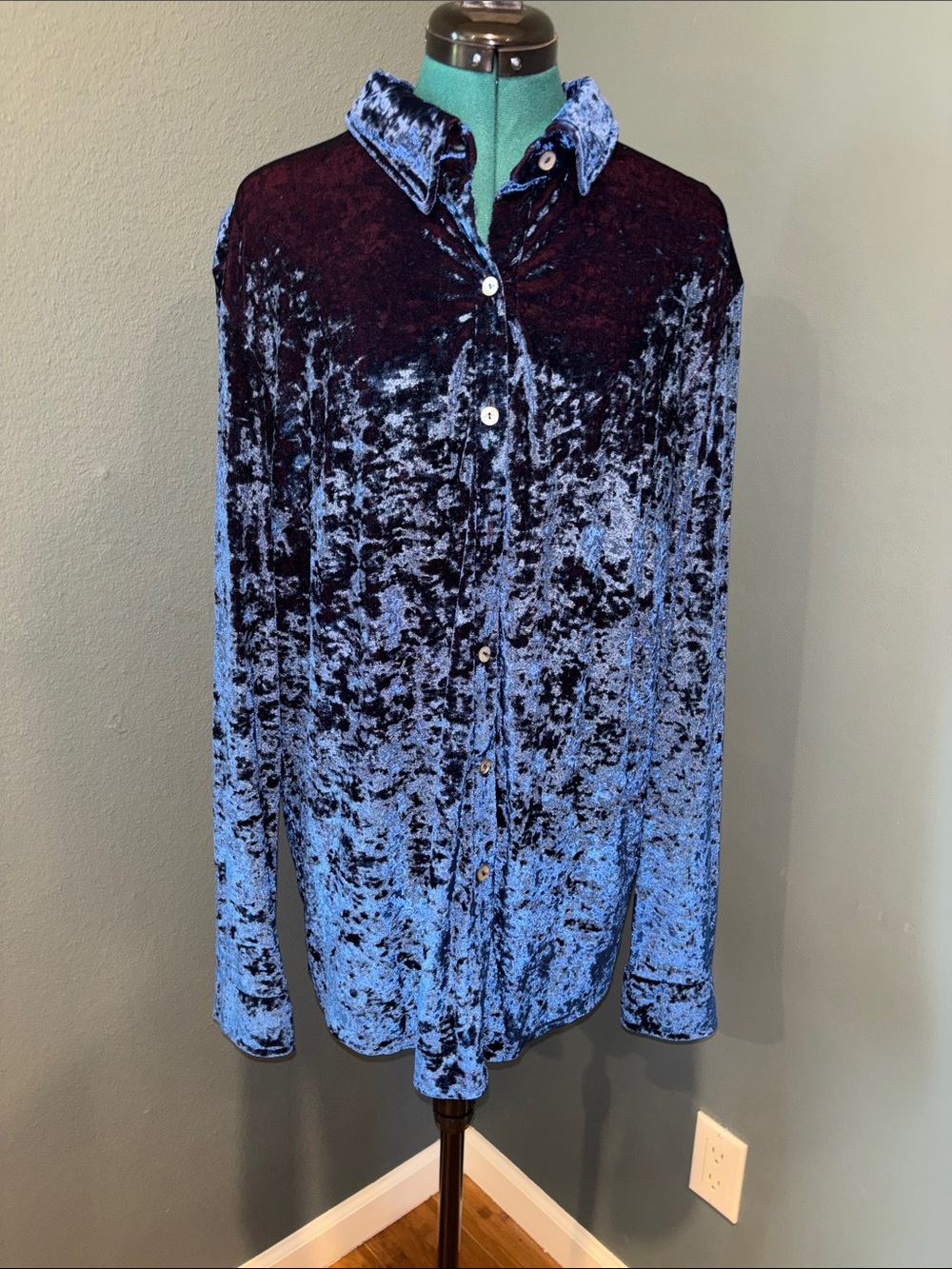 Vintage Crushed Velvet Button-Down Shirt in Deep Blue